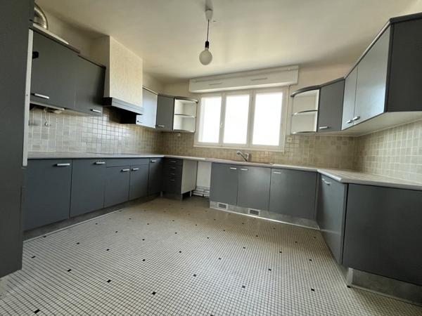 Appartement à vendre 349 000 € Les Sables-d'Olonne 4 p 98 m² DPE D