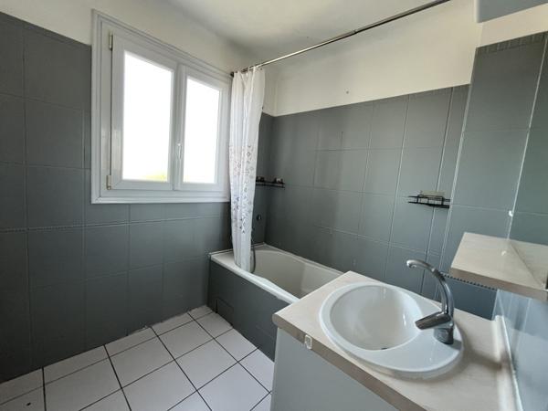 Appartement à vendre 349 000 € Les Sables-d'Olonne 4 p 98 m² DPE D