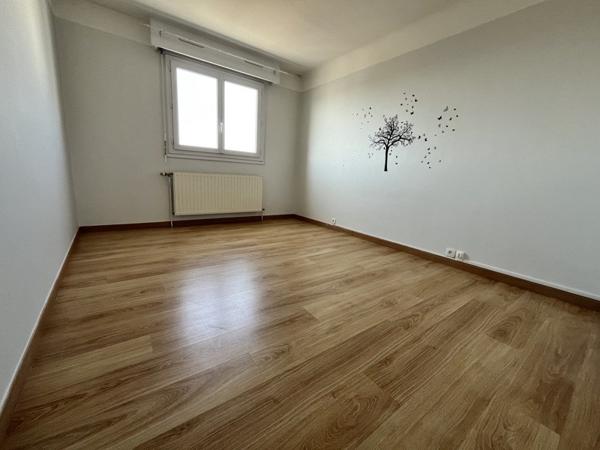 Appartement à vendre 349 000 € Les Sables-d'Olonne 4 p 98 m² DPE D
