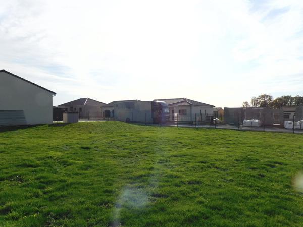 87350 PANAZOL - Terrain constructible de 564 m²