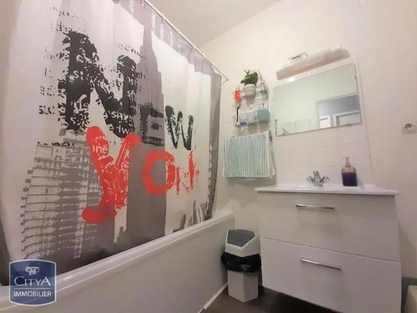 Appartement à louer 3 pièces 63.65m² Nantes (44300)