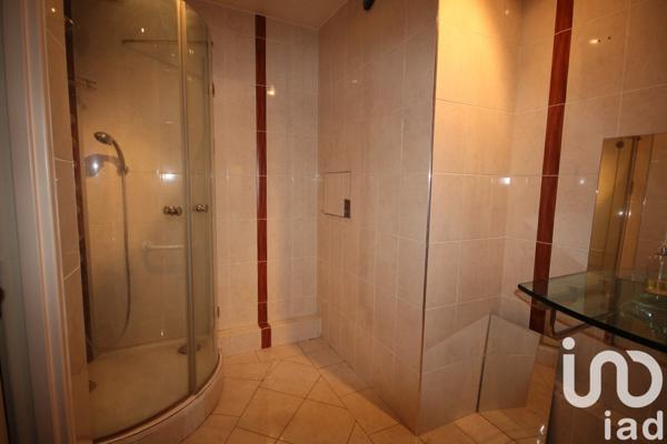 Appartement 4 pièces de 84 m² à Aulnay-sous-Bois (93600)