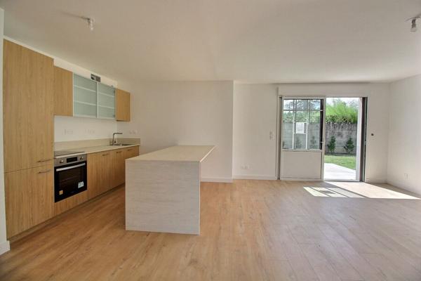 Maison neuve 5 chambres - Villenave d'Ornon