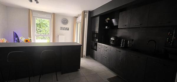 Appartement Saint Marc sur mer 4 pièce(s) 75.01 m2