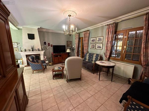 Maison à vendre à Saint-Georges-sur-Cher dans le Loir-et-Cher (41400), ref : 12101/1284   
CENTRE BOURG