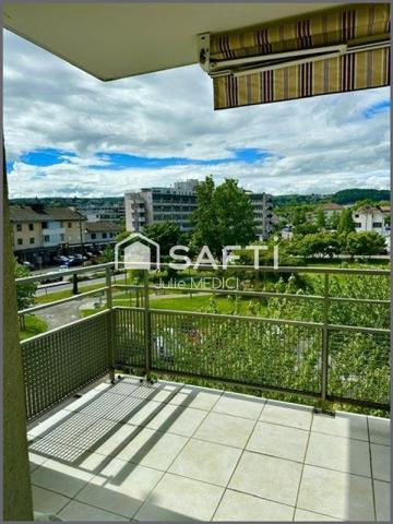 Grand T2  avec terrasse et garage privatif
