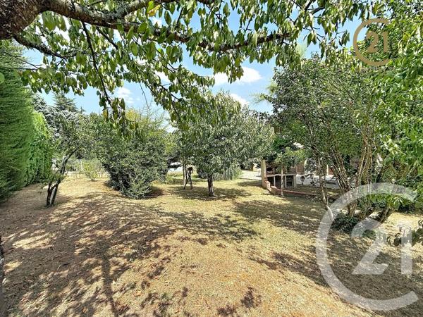 Maison à vendre  8 pièces - 184,57 m 2   BRIGNAIS  - 69