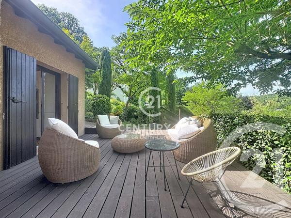Maison à vendre  8 pièces - 184,57 m 2   BRIGNAIS  - 69