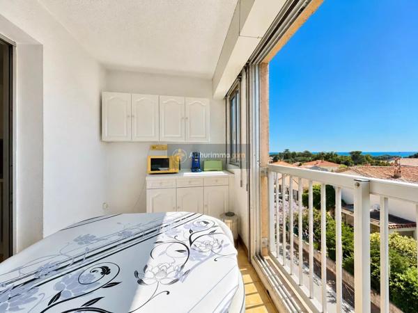 Vente                                                      Appartement
                        
                     1 pièces                      18 m2                     à Fréjus