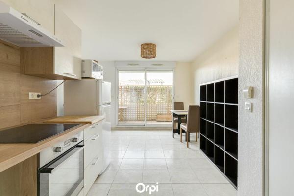 Maison à louer    2 pièces •  Marseille 12