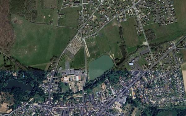 Terrain à vendre    Monnaie