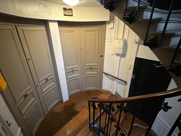 Appartement 4 pièce(s) 2 chambre(s) 107.5 m²