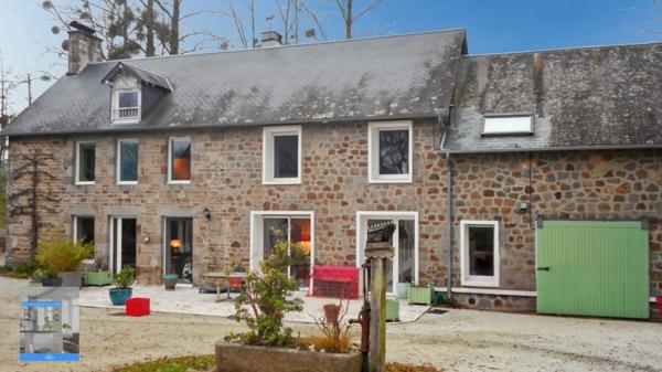 Ancien corps de ferme rénové avec terrain et dépendances