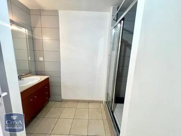 Appartement à louer 3 pièces 84.39m²