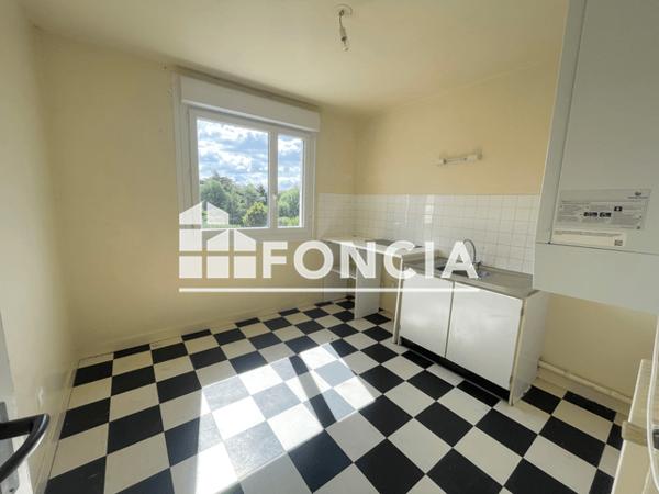 Location Studio 32.49 m² - 9 RUE MALEDENT DE SAVIGNAC Limoges 87000