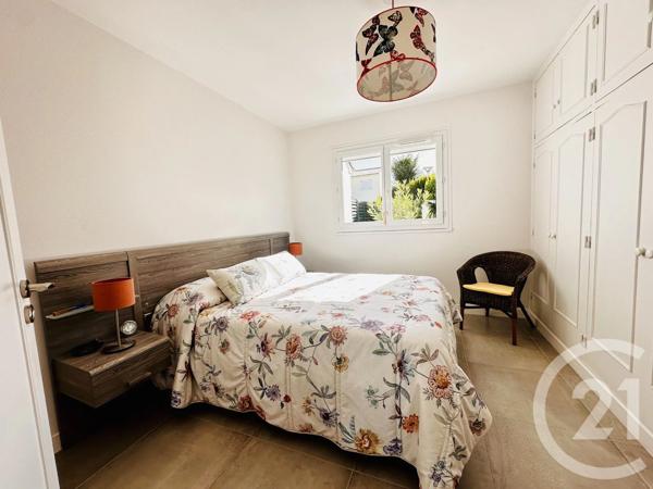 Maison à vendre  3 pièces - 76,95 m 2   FOURAS  - 17