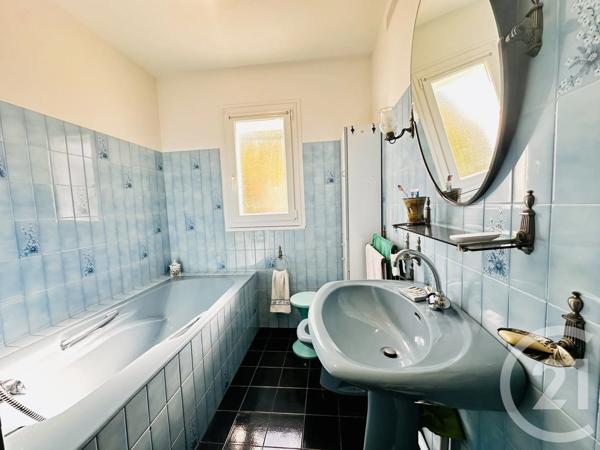 Maison à vendre  3 pièces - 76,95 m 2   FOURAS  - 17