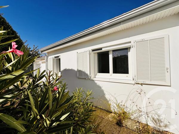Maison à vendre  3 pièces - 76,95 m 2   FOURAS  - 17
