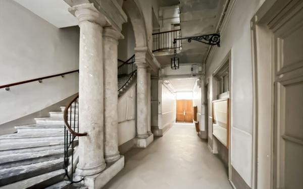 Appartement à vendre    3 pièces • 72,40 m2 Lyon 6