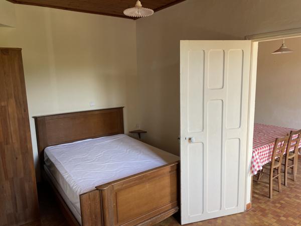 La Guérinière (85680) LA GUERINIERE : MAISON DE VILLAGE "La Cambodgienne" 5 CHAMBRES A RENOVER avec JARDIN ET PARKINGS.