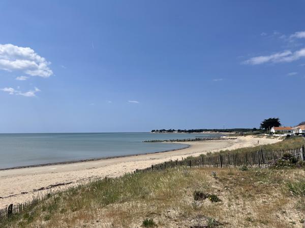 La Guérinière (85680) LA GUERINIERE : MAISON DE VILLAGE "La Cambodgienne" 5 CHAMBRES A RENOVER avec JARDIN ET PARKINGS.