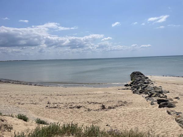 La Guérinière (85680) LA GUERINIERE : MAISON DE VILLAGE "La Cambodgienne" 5 CHAMBRES A RENOVER avec JARDIN ET PARKINGS.