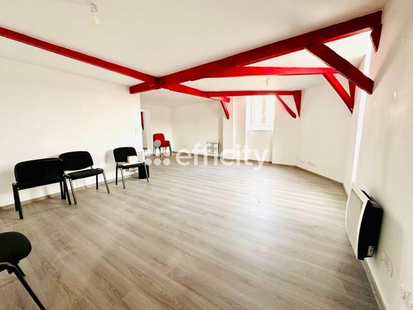 Immeuble 8 pièces - 220 m²