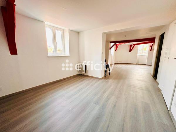 Immeuble 8 pièces - 220 m²
