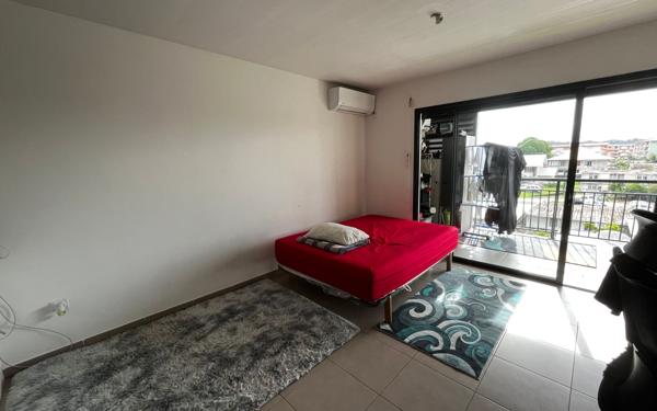 Appartement à vendre    1 pièce •  Cayenne