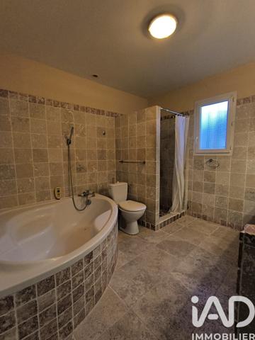Maison à vendre 12 pièces 336,81 m² Poulx