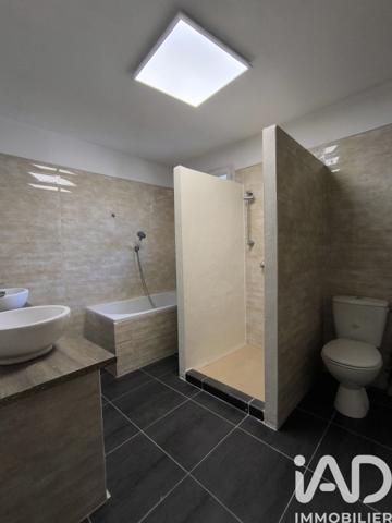Maison à vendre 12 pièces 336,81 m² Poulx