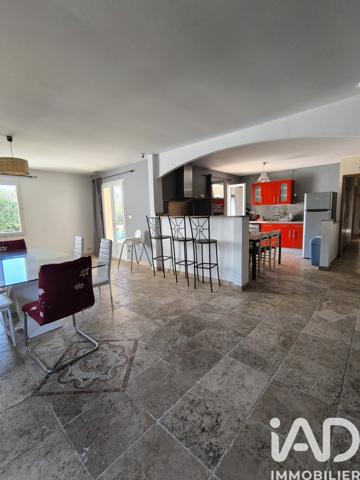 Maison à vendre 12 pièces 336,81 m² Poulx