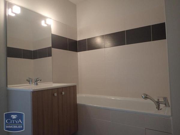 Appartement à louer 2 pièces 42.55m²