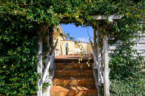 Maison à GREZIEU-LA-VARENNE, 69290 - 6 pièces 180m²