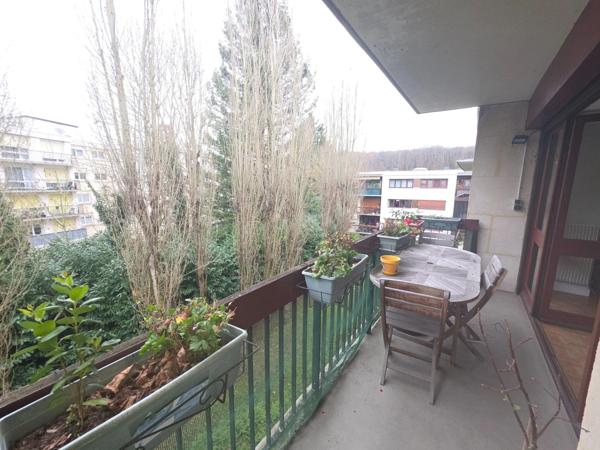 Appartement à vendre 4 pièces VILLE D'AVRAY (92)