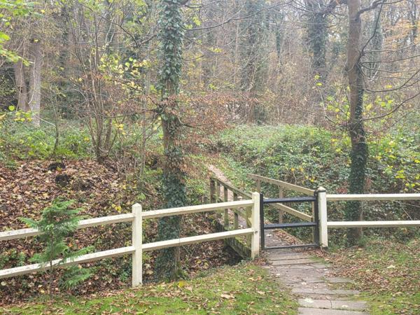 Appartement à vendre 4 pièces VILLE D'AVRAY (92)