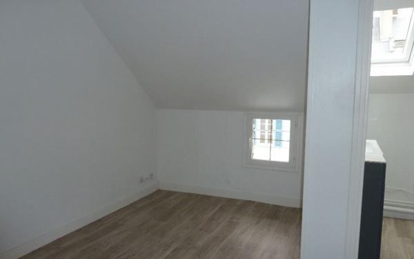 Appartement à louer    1 pièce •  Évreux