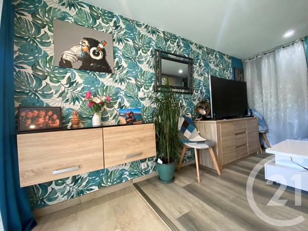 Appartement Studio Cabine à vendre  2 pièces - 23,50 m 2   LA GRANDE MOTTE  - 34