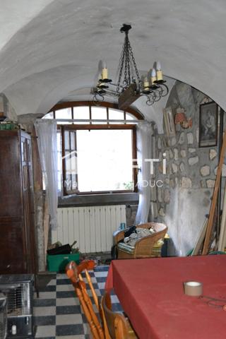 Maison 72m2 plein centre histiorique de Largentière