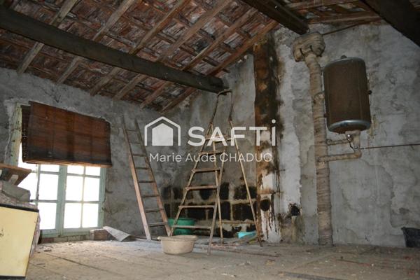 Maison 72m2 plein centre histiorique de Largentière