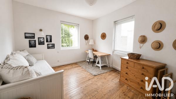 Maison à vendre 8 pièces 248,5 m² Andrézieux-Bouthéon