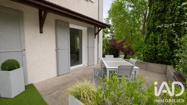 Maison à vendre 8 pièces 248,5 m² Andrézieux-Bouthéon