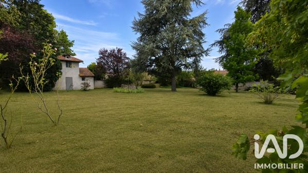 Maison à vendre 8 pièces 248,5 m² Andrézieux-Bouthéon
