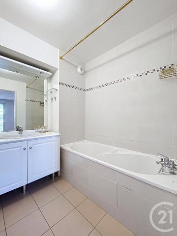 Appartement T2 à vendre  2 pièces - 49,34 m2 COMPIEGNE - 60