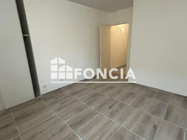 Location Appartement 2 pièces 54.54 m² - Lunel 34400