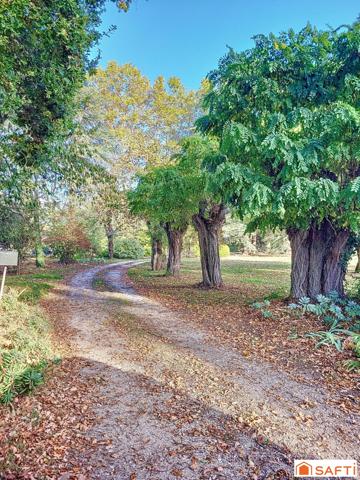 Manoir XIXe sur un parc clos et arboré exceptionnel