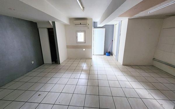 Immeuble à vendre    5 pièces •  Le Péage-de-Roussillon