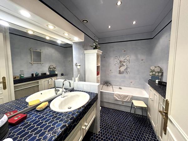 Appartement Macon 5 pièce(s) 116.27 m2