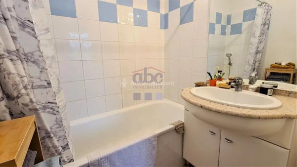 Location                                                      Appartement
                        
                     2 pièces                      32 m2                     à Albi