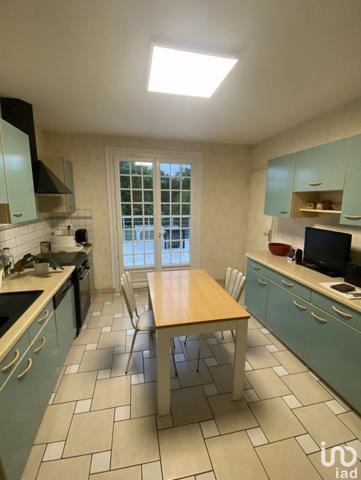 Maison 5 pièces de 136 m² à La Crèche (79260)